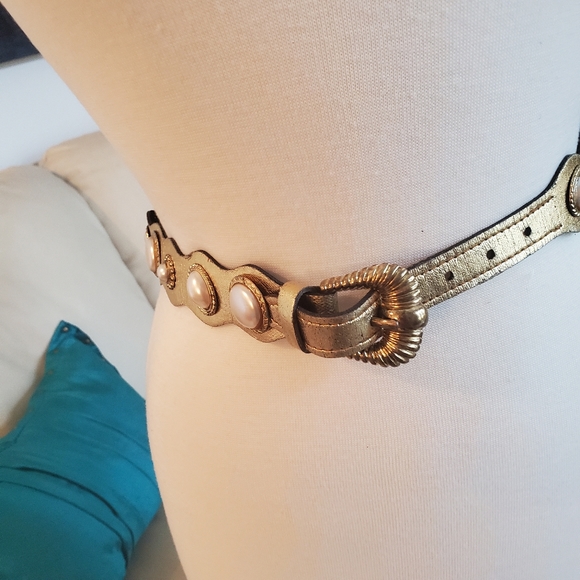 Pearl Embellished Belt - Picture 6 of 8